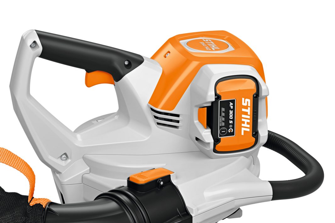 STIHL SHA 140 cordless Vacuum / Shredder Tool Only image 4