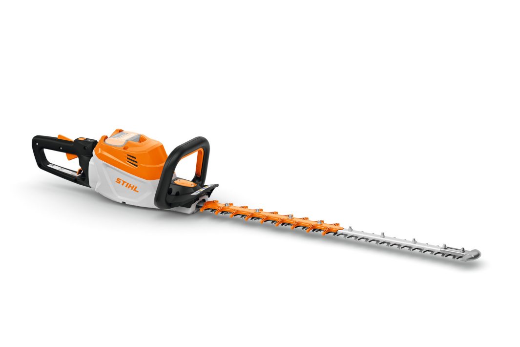 STIHL HSA 140 R Cordless Hedge Trimmer Tool Only - Blade Length 60 cm / 24" image 1