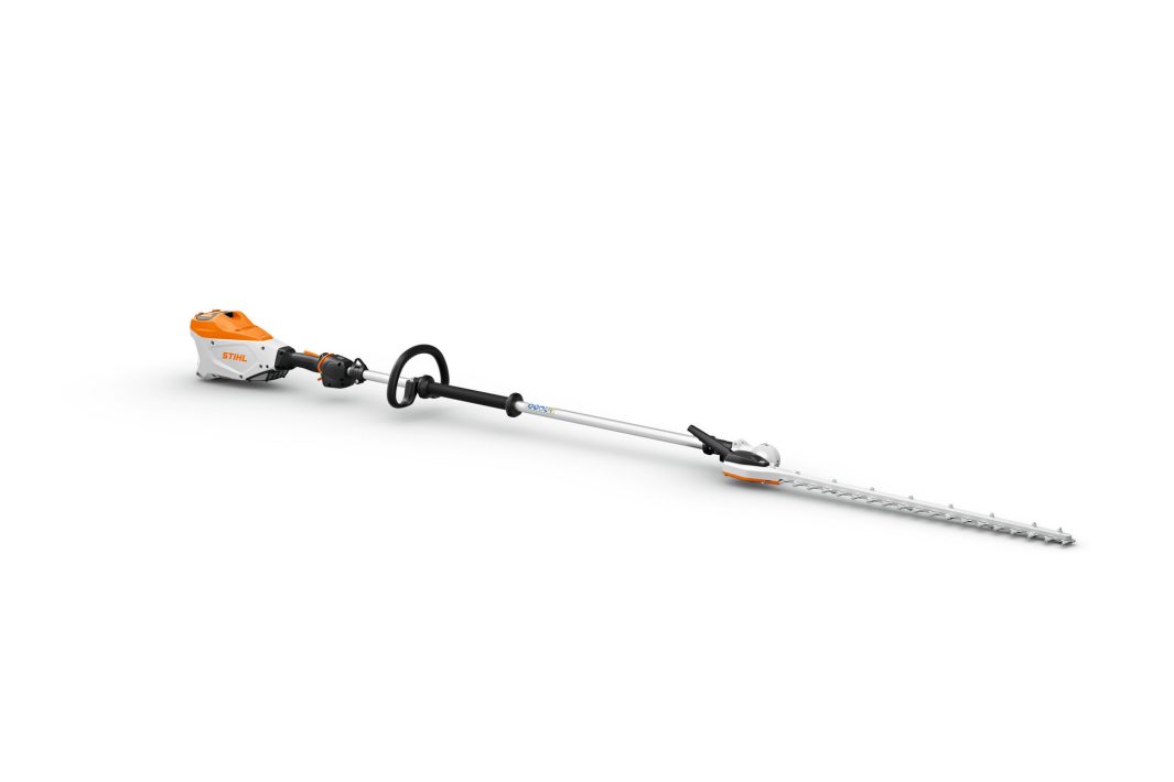 STIHL HLA 135 Cordless Long-Reach Hedge Trimmer Tool Only - Blade Length 60 cm / 24 image 1