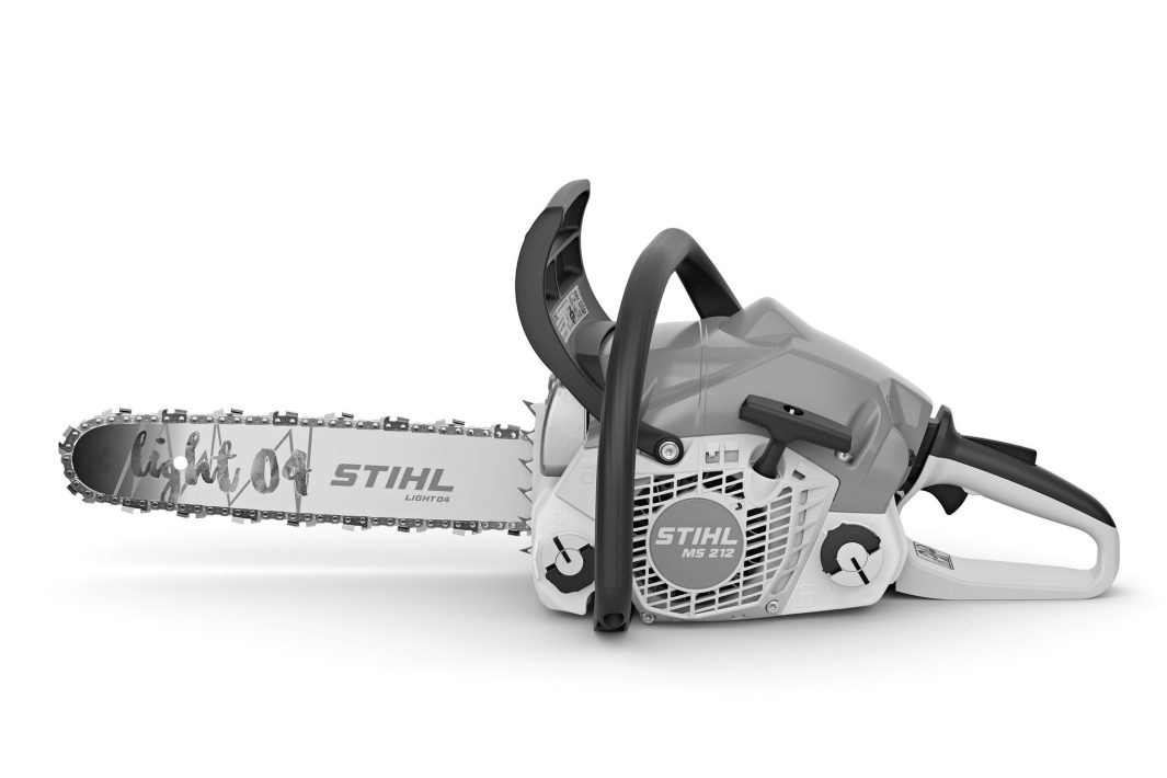 STIHL MS 212 Petrol Chainsaw - 35 cm / 14" Guide Bar image 2