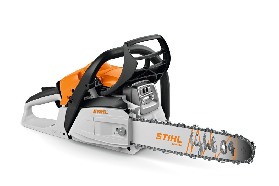 STIHL MS 182 Petrol Chainsaw - 35 cm / 14" Guide Bar image 2