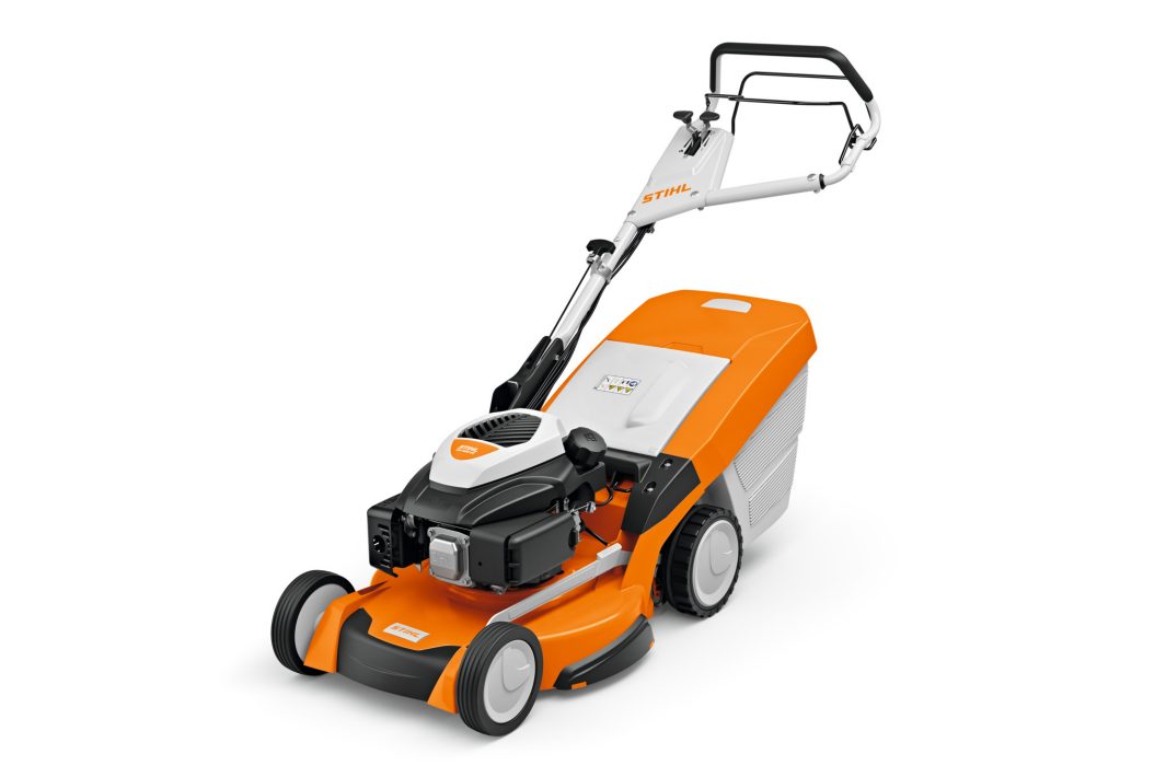 STIHL RM 655 VS Petrol Lawn Mower image 1