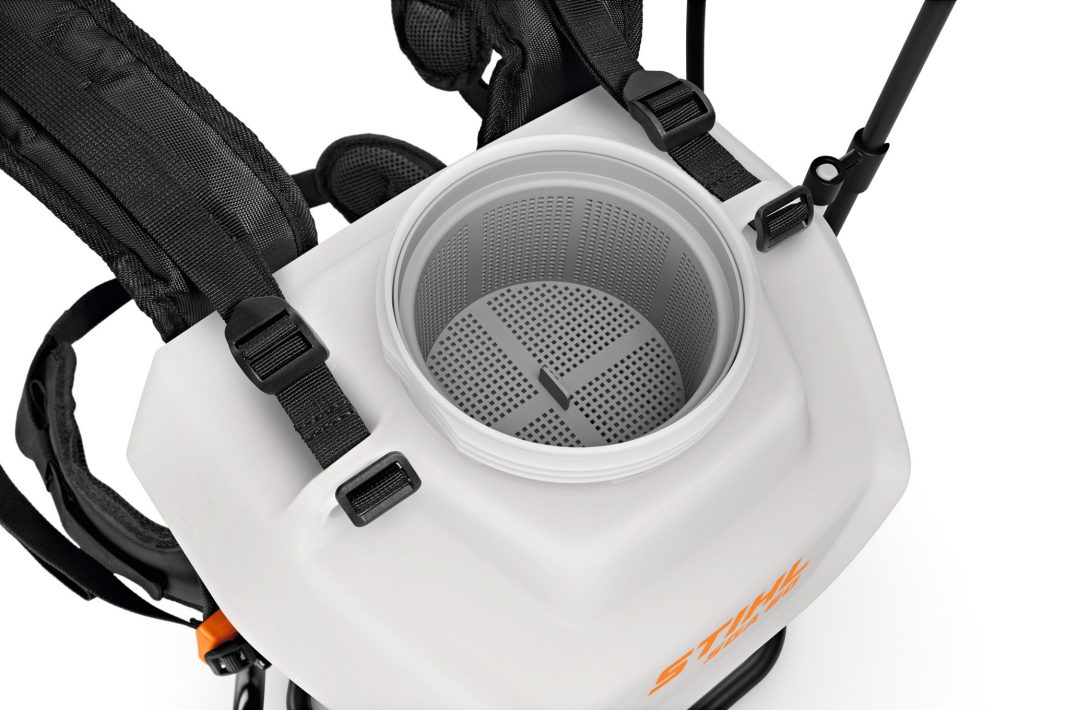 STIHL SGA 60 Cordless Sprayer Tool Only image 2