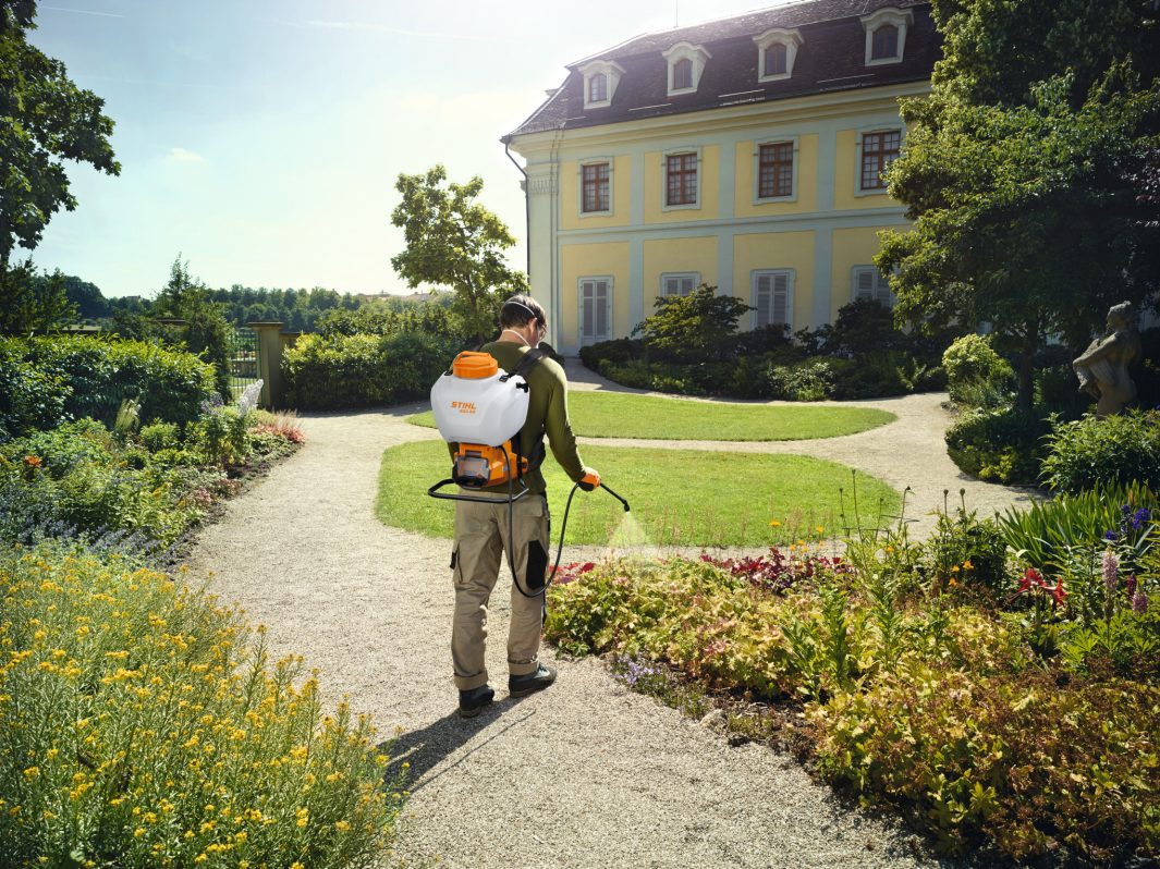 STIHL SGA 60 Cordless Sprayer Tool Only image 4