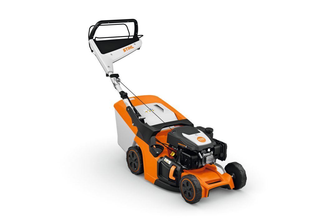 STIHL RM 443 T Petrol Lawn Mower image 0