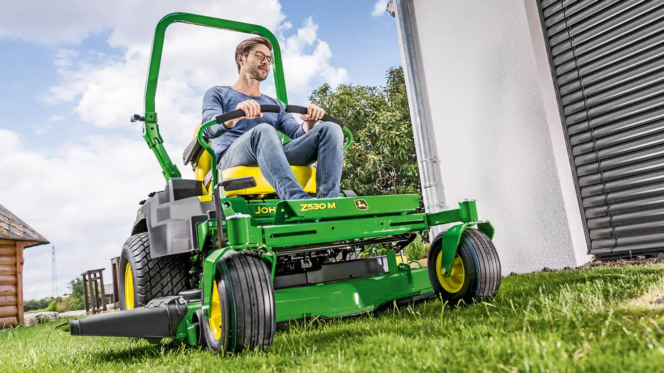 John Deere Z530M Zero Turn Mower image 2