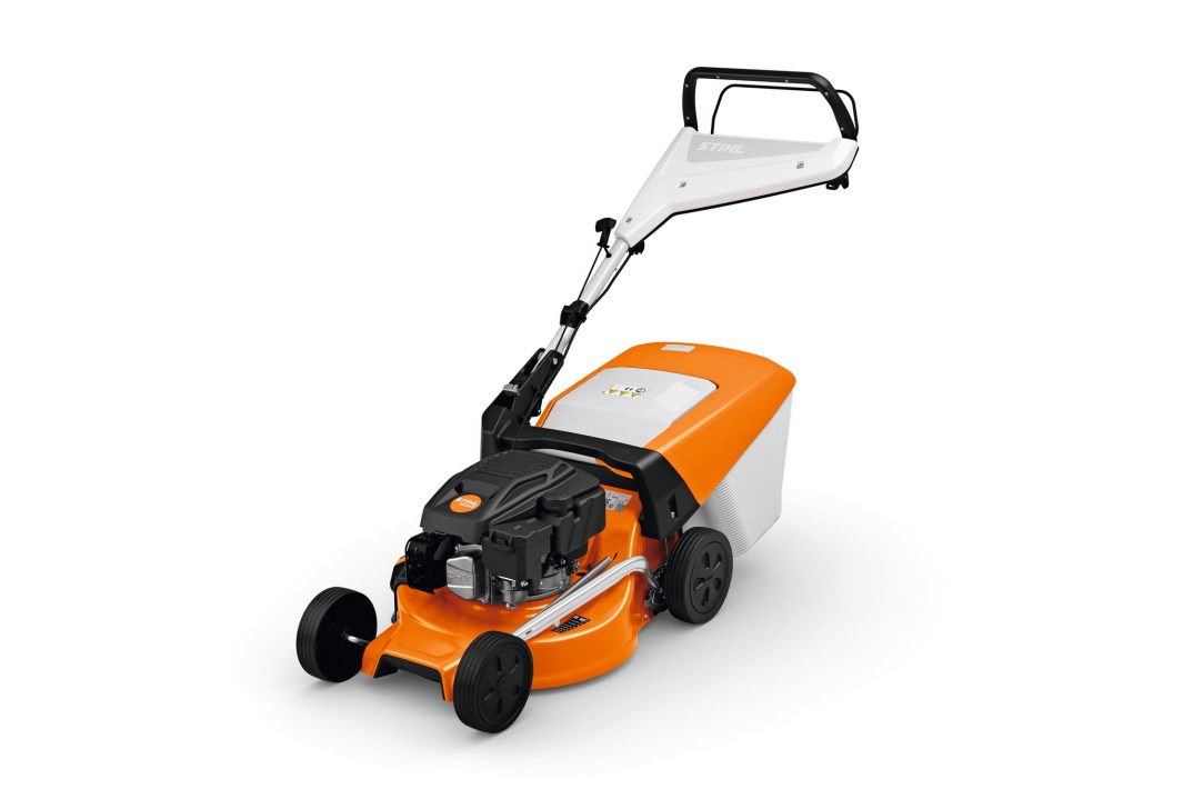 STIHL RM 248 Petrol Lawn Mower image 2