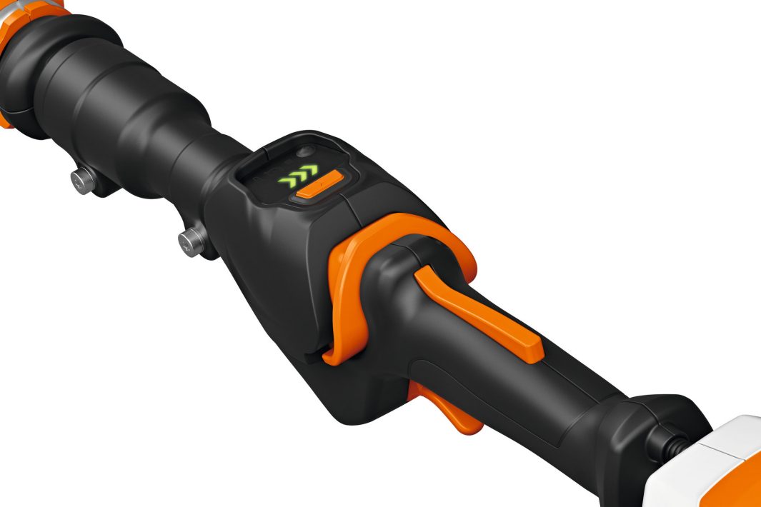 STIHL HLA 150 B Cordless Long-Reach Hedge Trimmer Tool Only - Blade Length 60 cm / 24" image 3