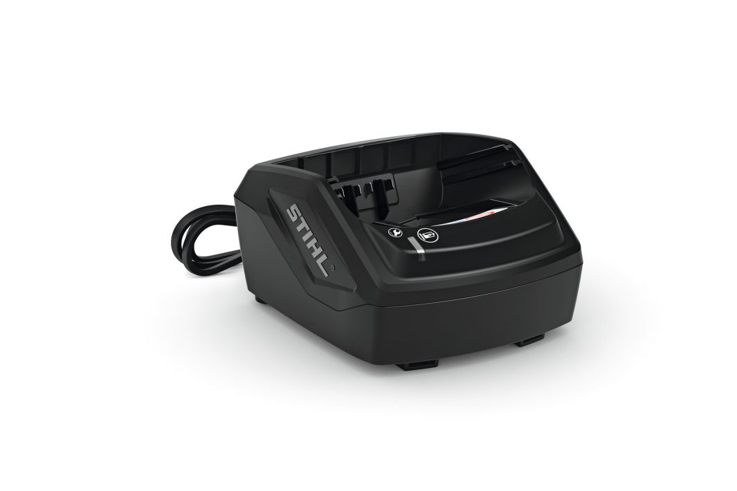 STIHL AL 101 Standard Charger image 0