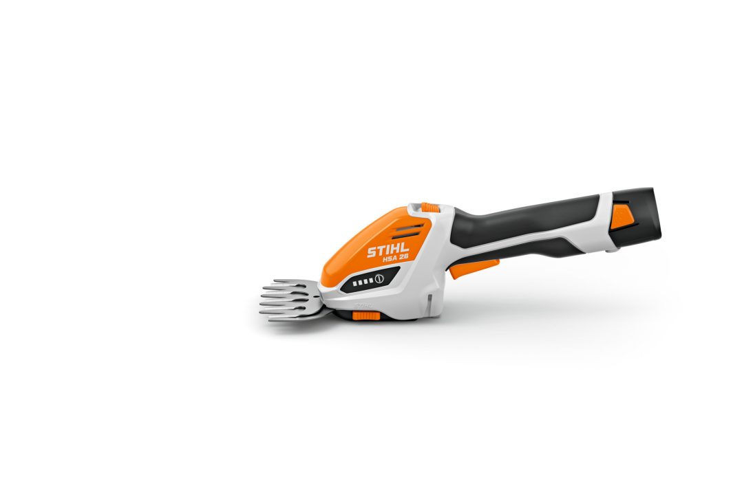 STIHL HSA 26 Cordless Shrub Shears Kit - Blade Length 20 cm / 8" image 2