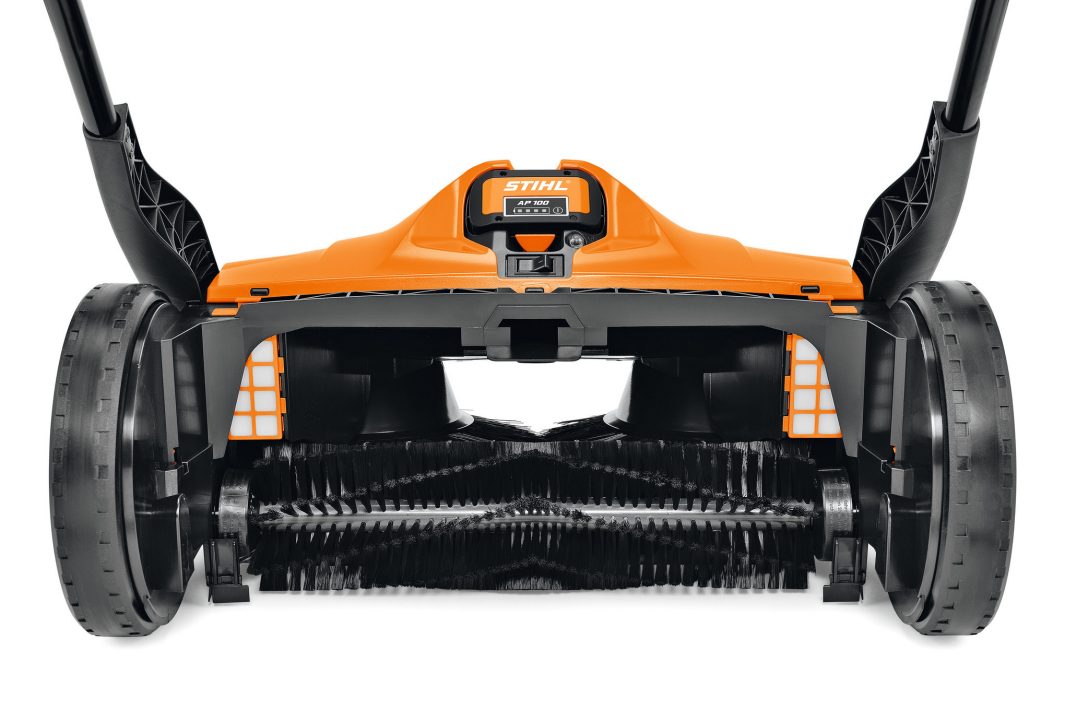 STIHL KGA 770 Cordless Sweeper Tool Only image 3